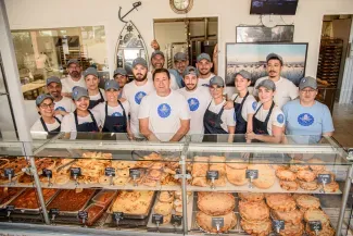 Une cuisine artisanale depuis 1937. La véritable recette de la Tielle, transmise par notre arrière-grand-mère, Adrienne VIRDUCI,  c’est l’héritage d’un savoir-faire et d’une authenticité toujours préservée par la 4éme génération.